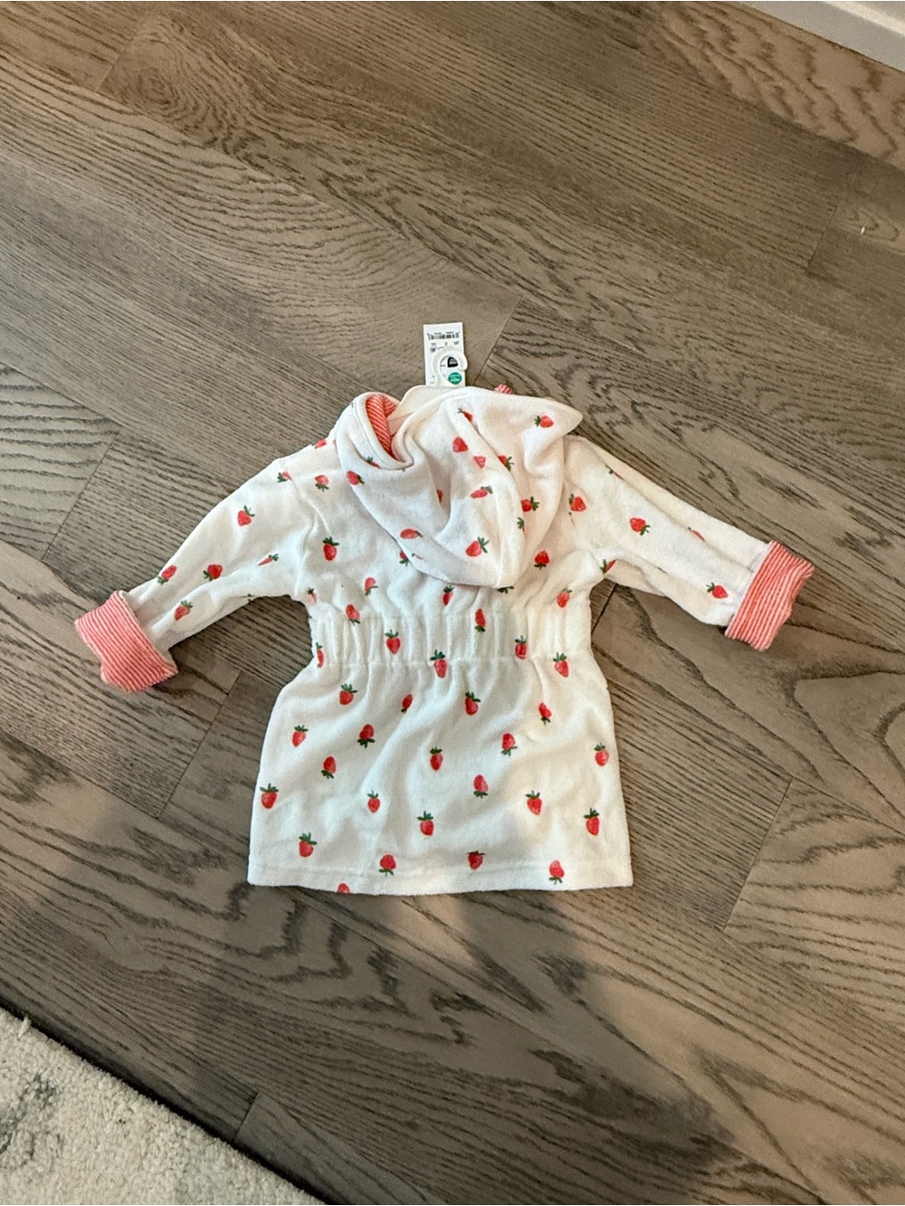 NWT Baby Girl Strawberry Hooded Bathrobe 0–9 Months | White Pink Terry Robe - Picture 6 of 6